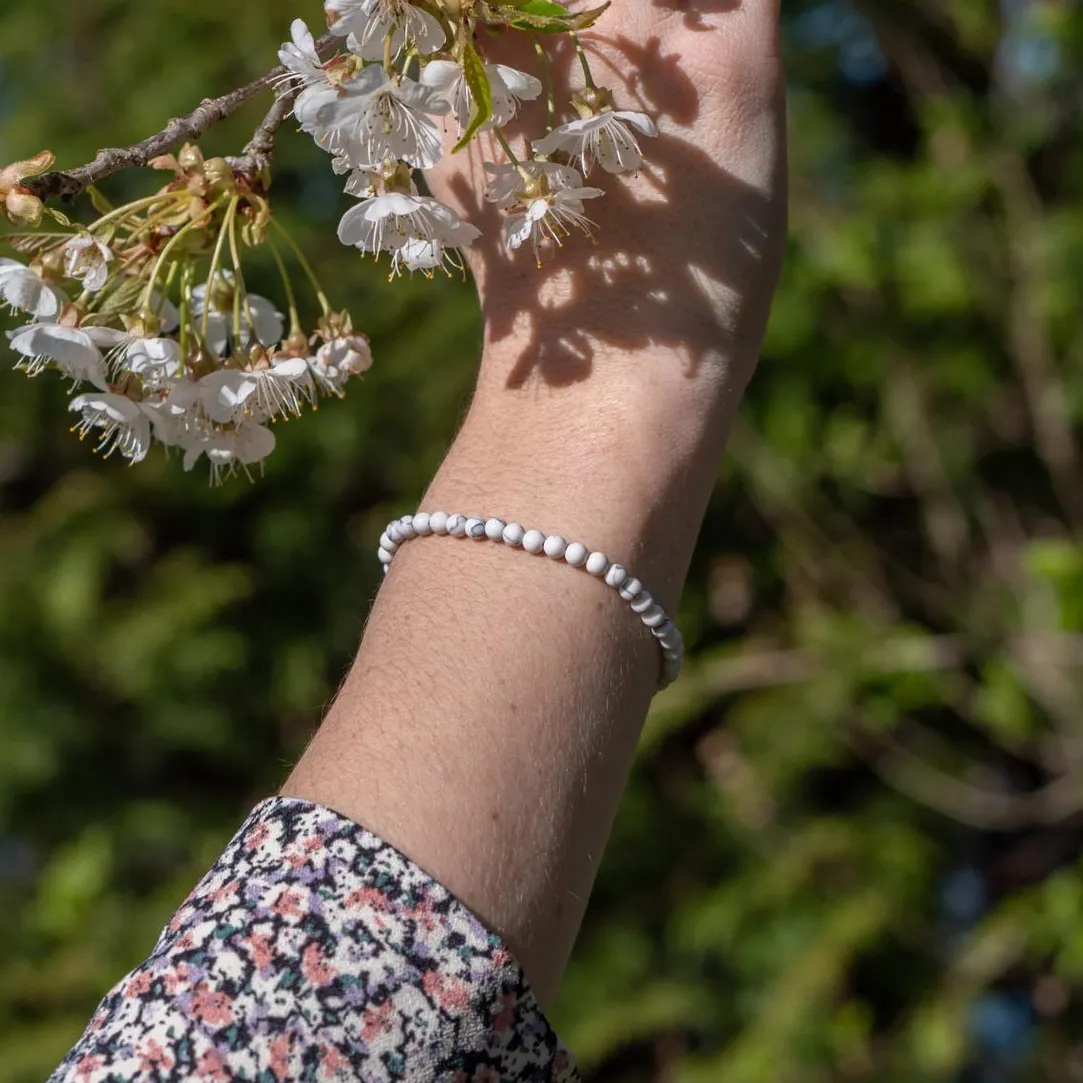 Sloya Bracelet Femme Serena en pierres Howlite | Femme Bracelet