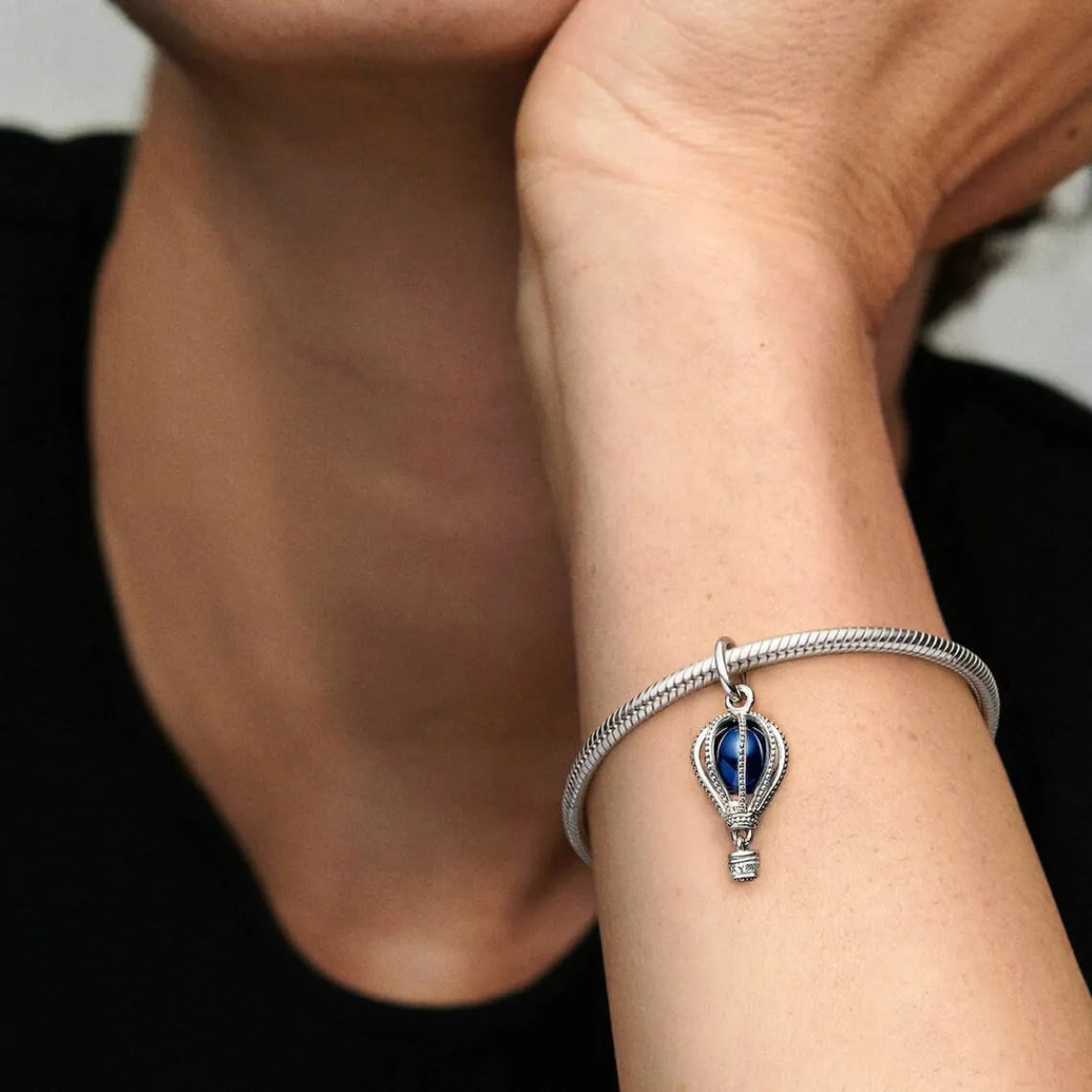 Pandora Charm Moments Voyage Montgolfière Bleu | Femme Charms