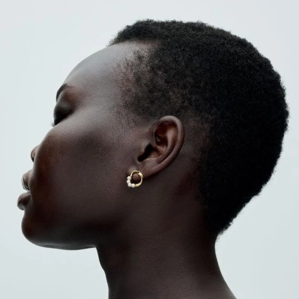Pandora Clous d’Oreilles Cercle Organique Doré et Perles de Culture | Femme Boucles D'Oreilles