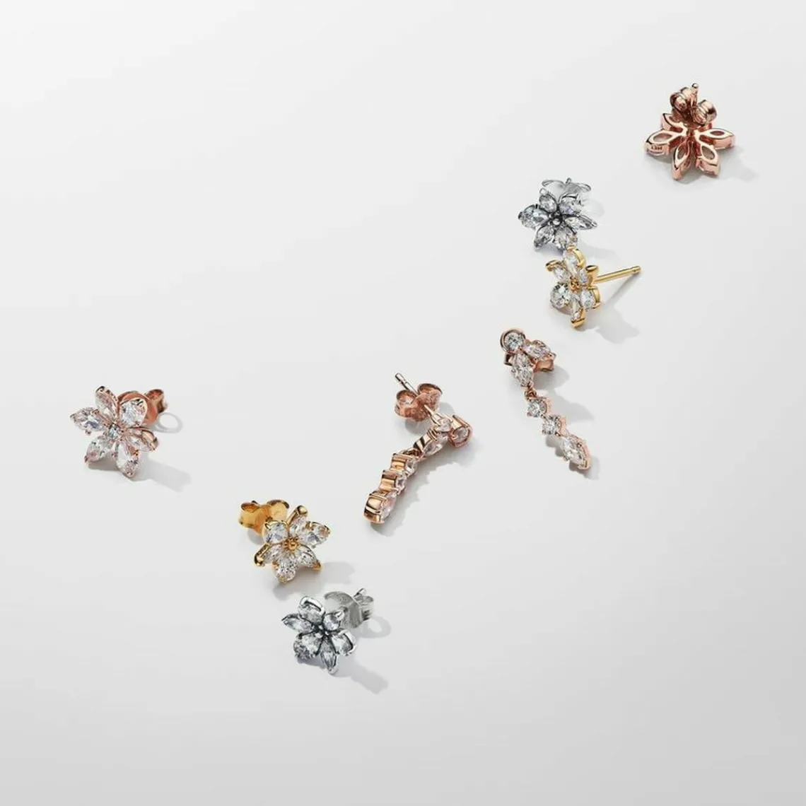 Pandora Clous d’Oreilles Timeless - Herbier Scintillant | Femme Boucles D'Oreilles