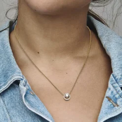 Pandora Collier avec Pendentif Timeless - Halo Rond Scintillant | Femme Collier Et Pendentif