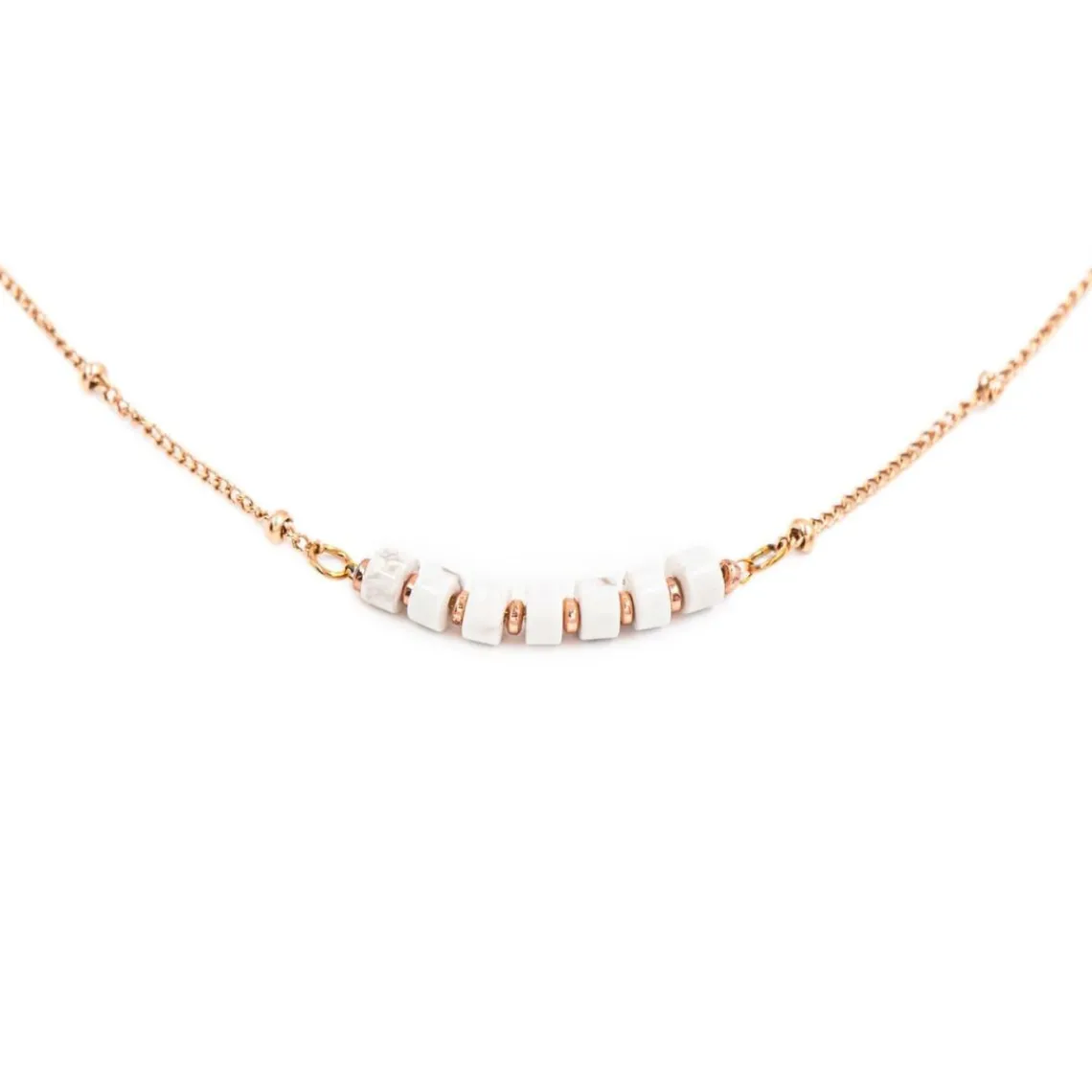 Sloya Collier Femme Piana en pierres Howlite | Femme Collier Et Pendentif