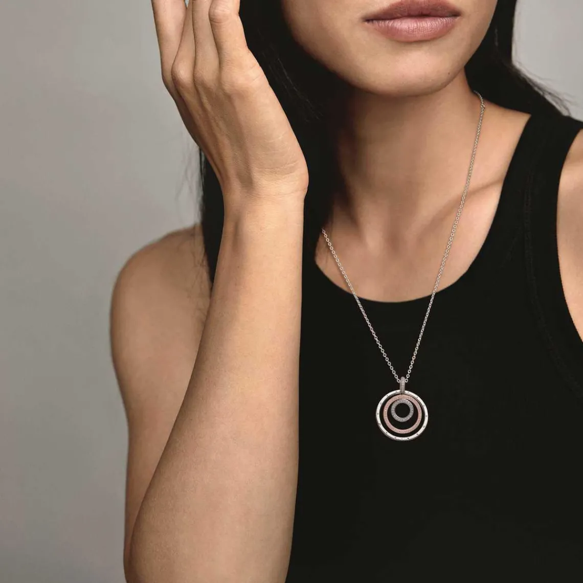 Pandora Collier femme Collier avec Pendentif Cercles Bimatières Signature - 389483C01 Argent | Femme Collier Et Pendentif