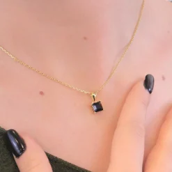 MYC-Paris Pendentif Simple Square Or et Noir | Femme Collier Et Pendentif